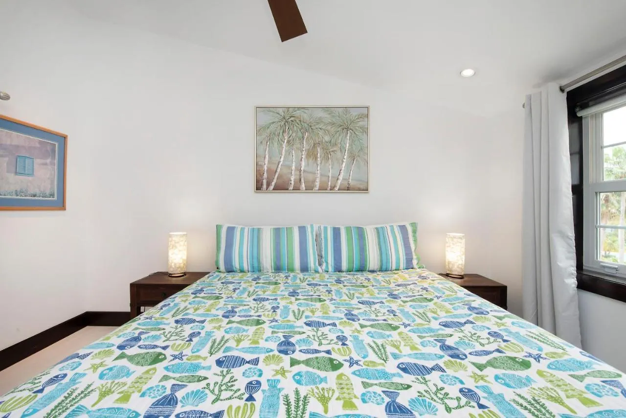 Prázdninový dům Britannia 7 Mile Beach Condo West Bay