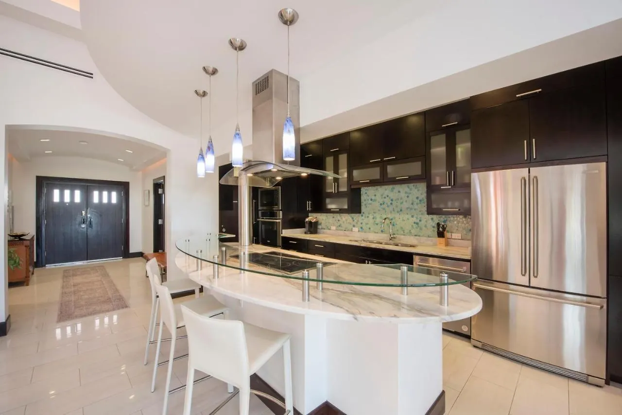 Britannia 7 Mile Beach Condo West Bay 펜션
